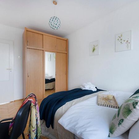 P&O Service Apartments Belwederska Warsawa Bagian luar foto