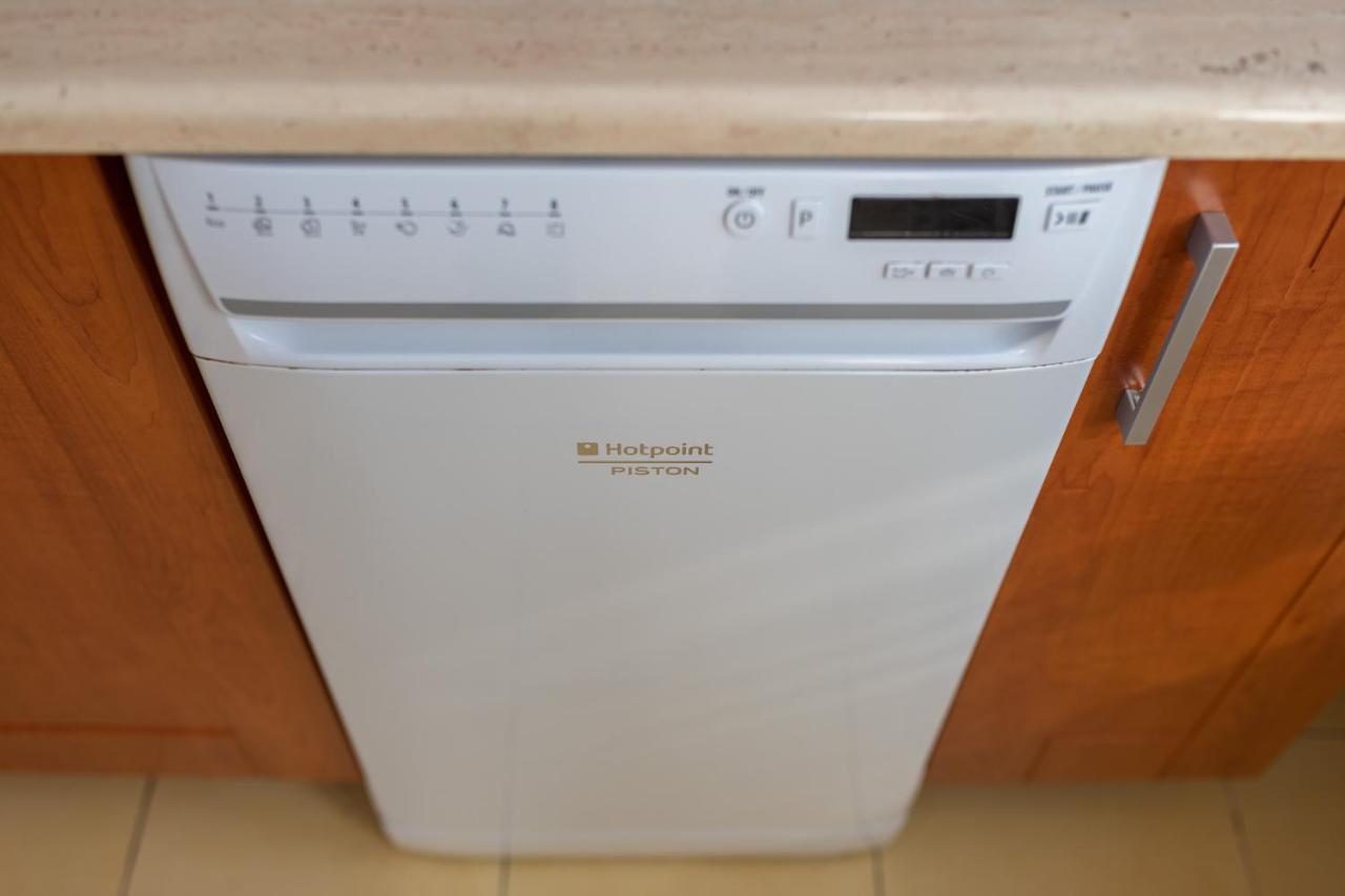 P&O Service Apartments Belwederska Warsawa Bagian luar foto